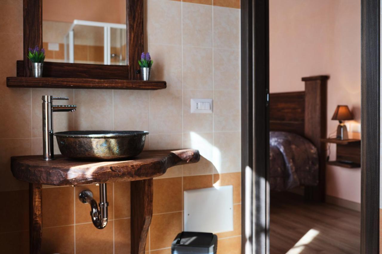 Circolo Operaio Acli Colloro Otel Dış mekan fotoğraf